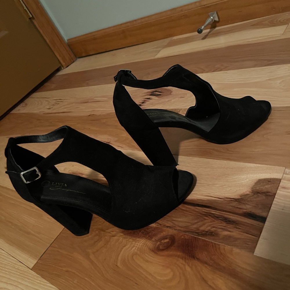 Black Women's Heels 🖤